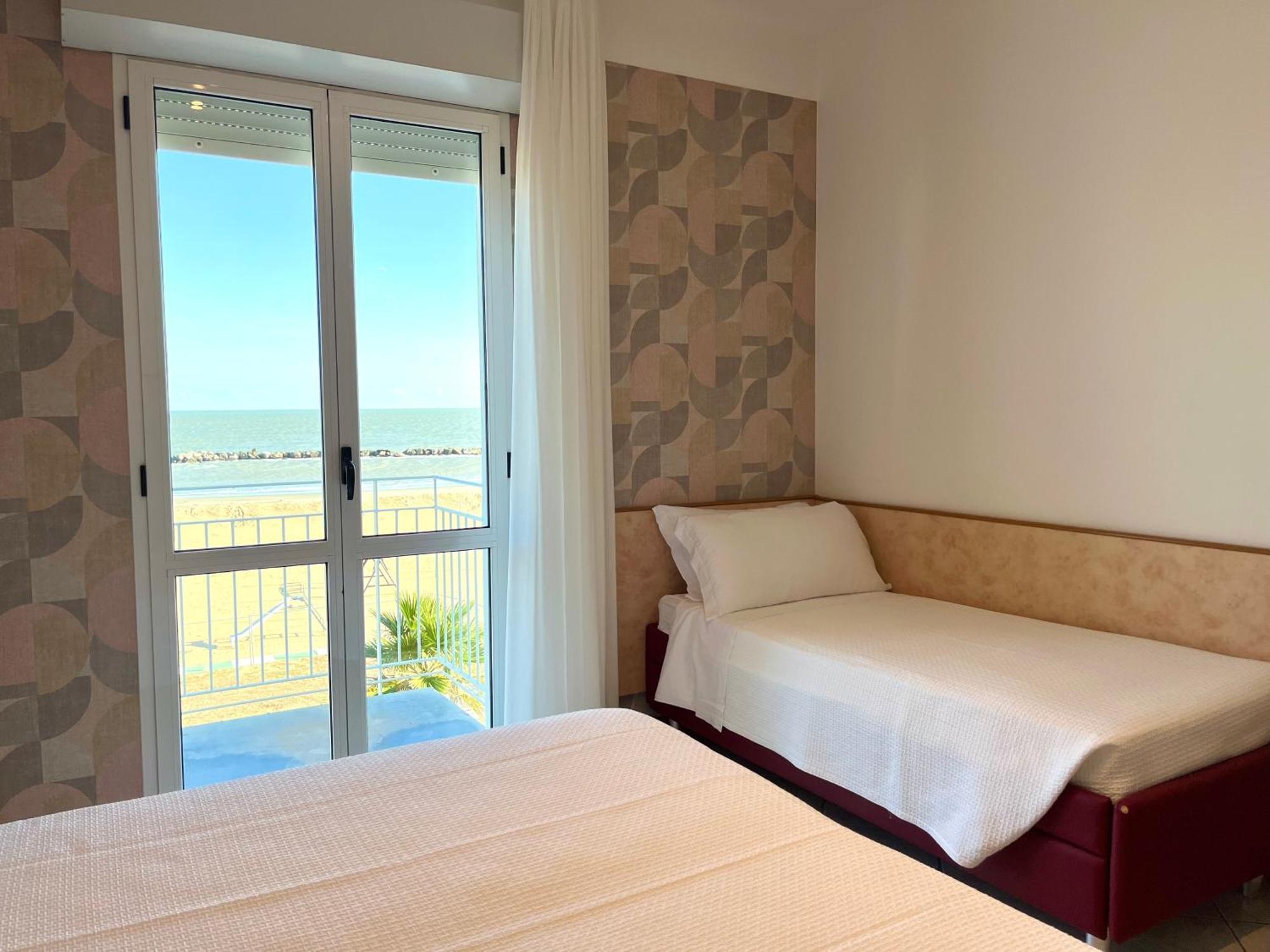 Hotel Acquario Rimini Esterno foto