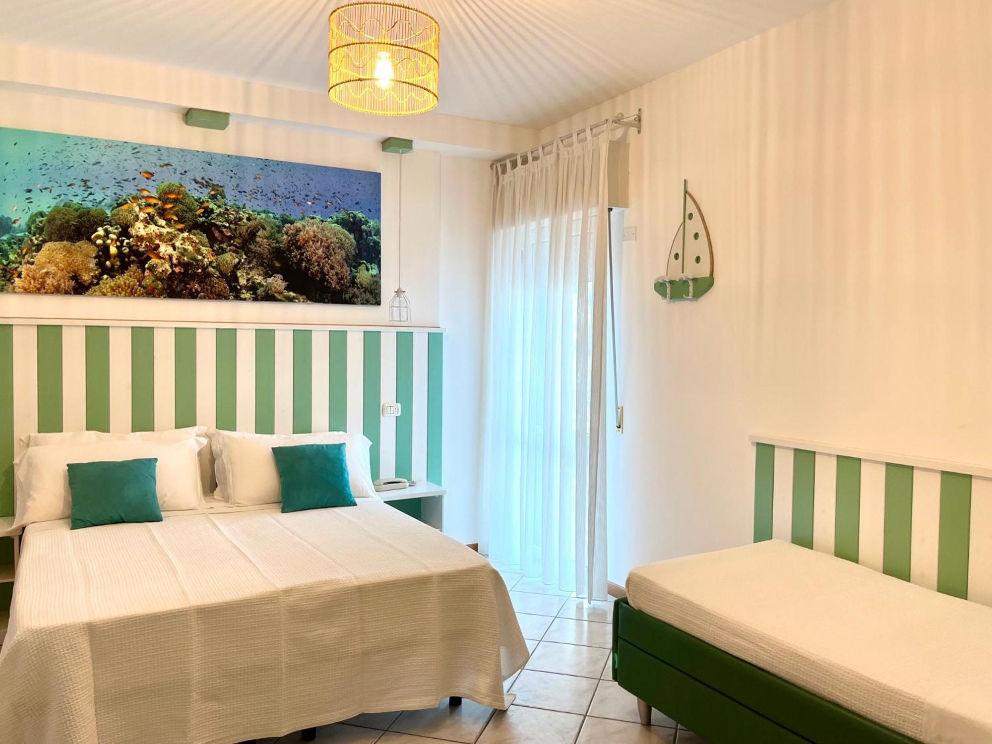 Hotel Acquario Rimini Esterno foto