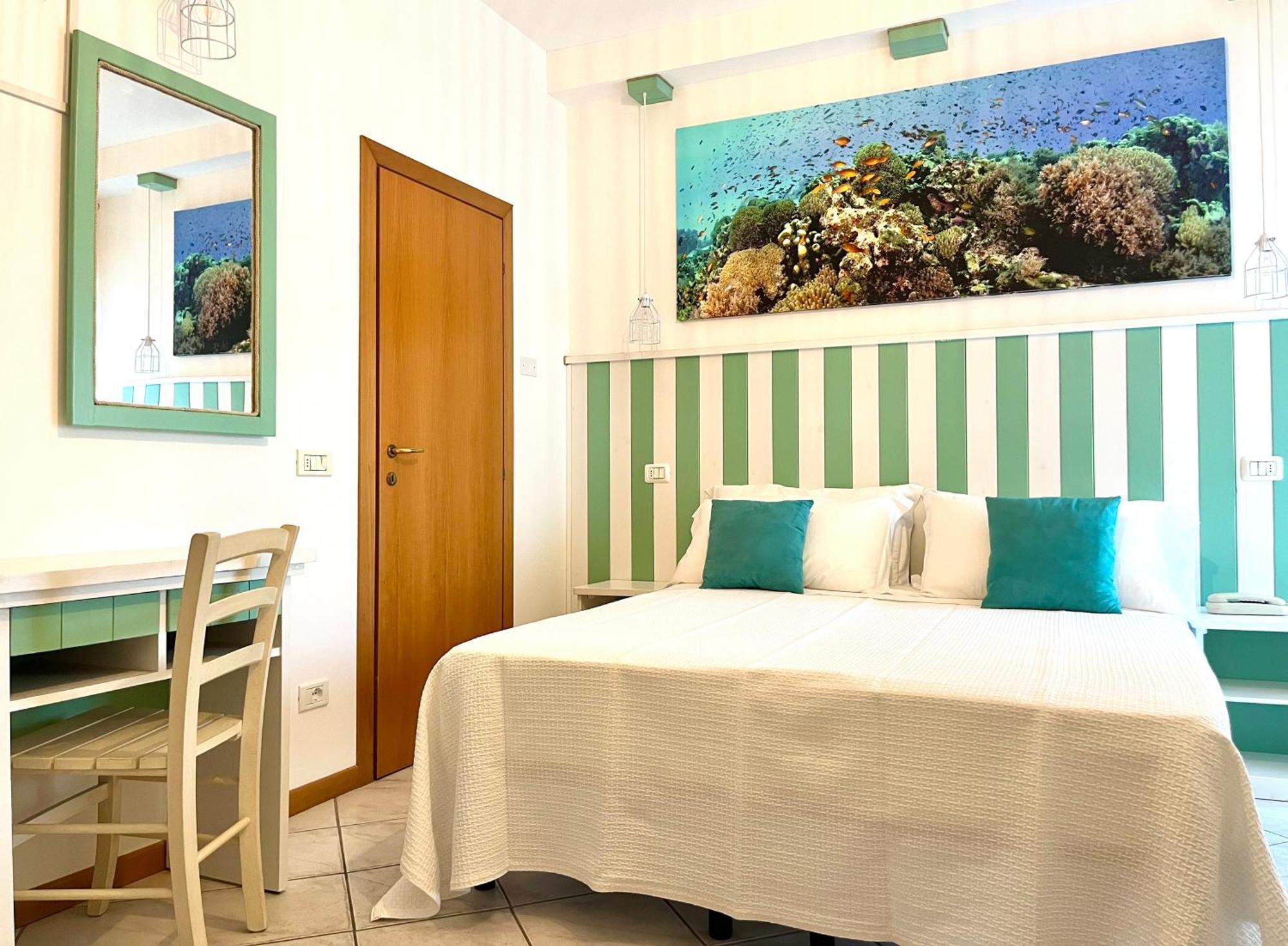 Hotel Acquario Rimini Esterno foto