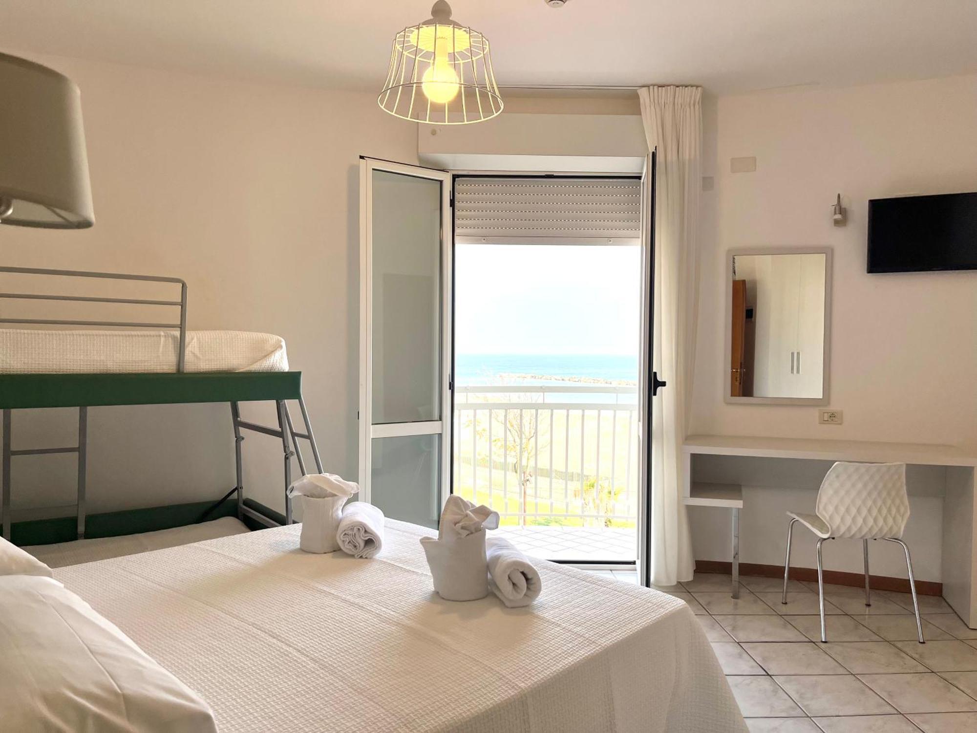 Hotel Acquario Rimini Esterno foto