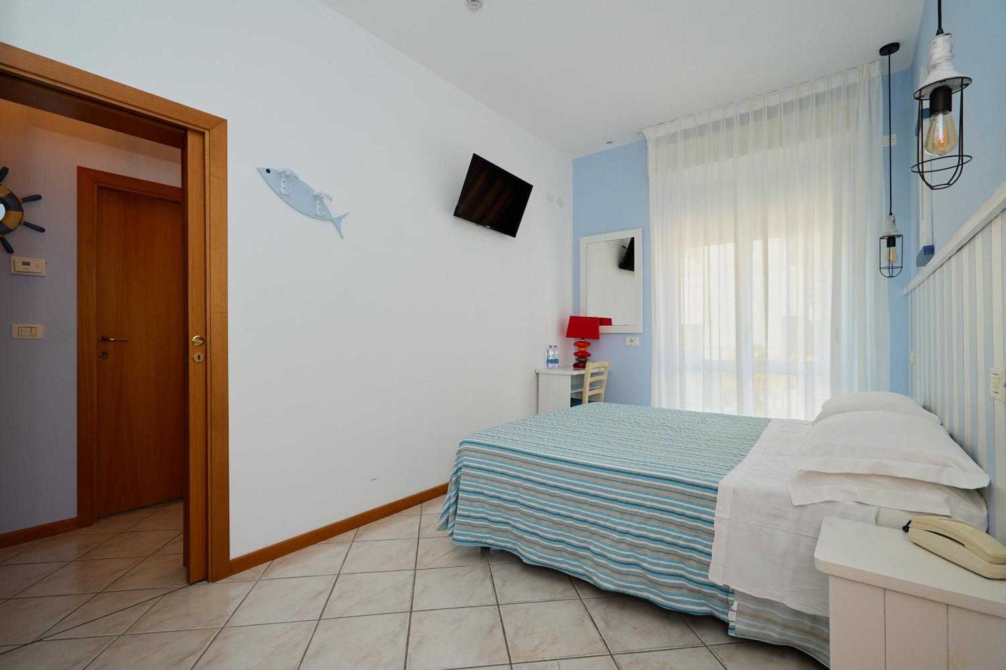 Hotel Acquario Rimini Esterno foto