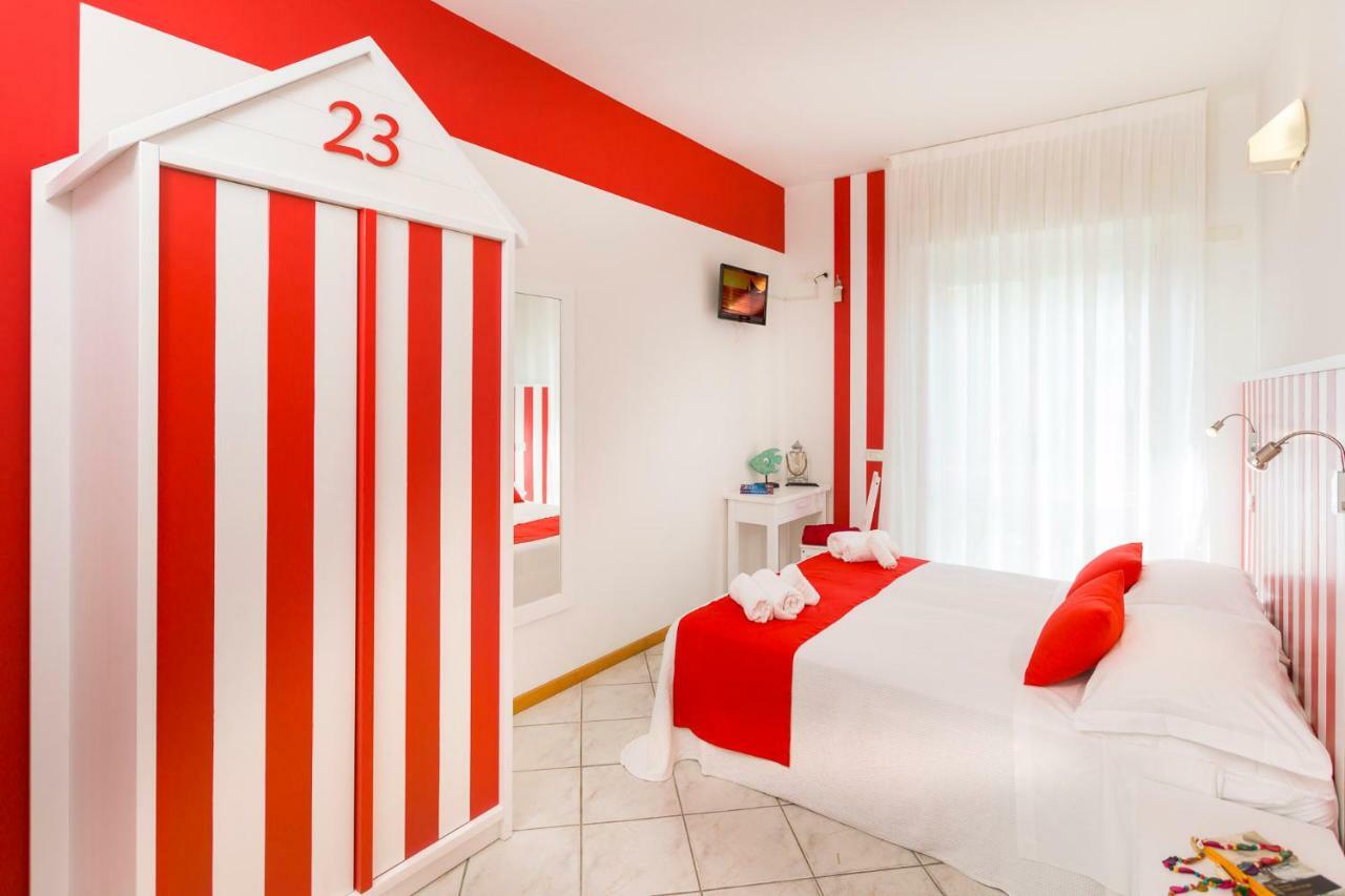 Hotel Acquario Rimini Esterno foto